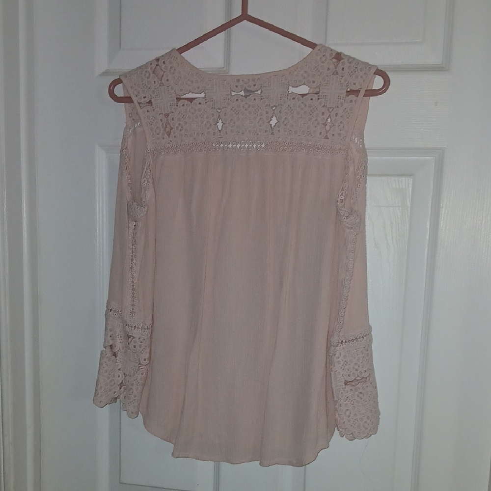 Tribal Pink Sleeveless Blouse with Pleated Embellishments - Picture 4 of 4